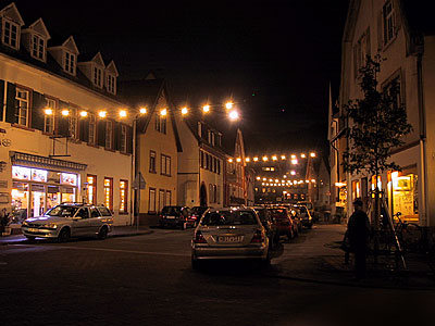 Lichterketten in der Rathausstraße