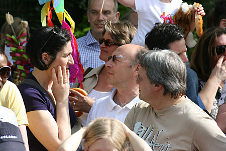 Eltern unterhalten sich